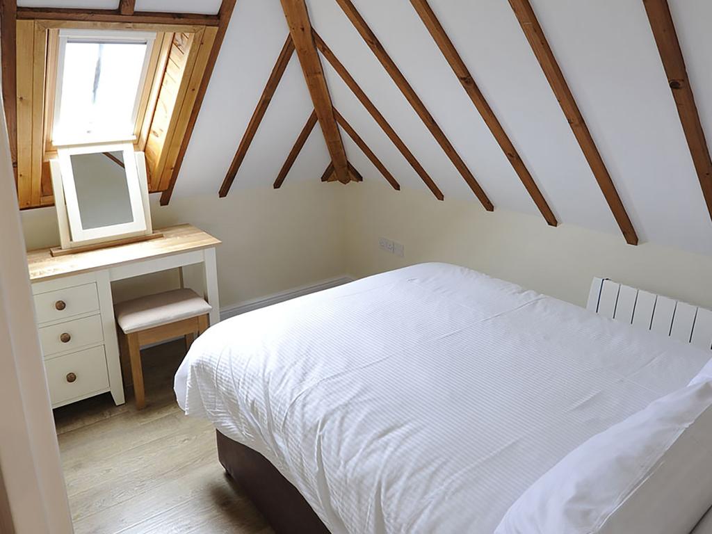 Tyn Towyn - Ty Melyn room 6